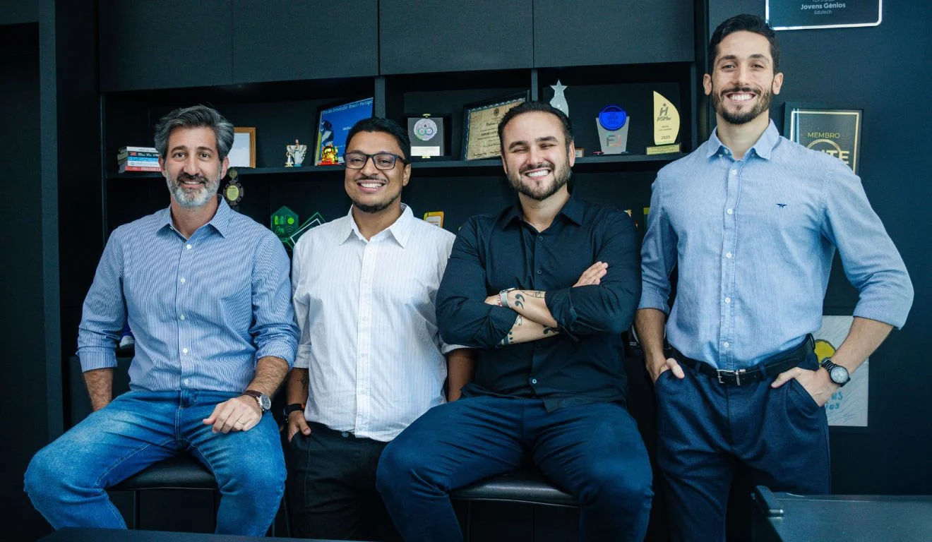 Jovens Gênios capta R$ 11,8 milhões em rodada seed e mira expansão na América Latina