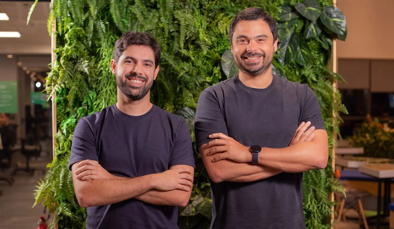 Fundadores da Accountfy lançam a Mogno nos EUA e buscam rodada seed de US$ 8 milhões para plataforma de IA no-code