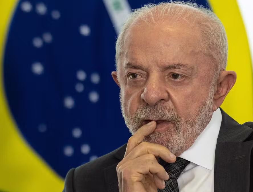 Lula sanciona o Redata, suspende tributos por 5 anos para data centers e cria contrapartida de 10% de capacidade para o mercado brasileiro