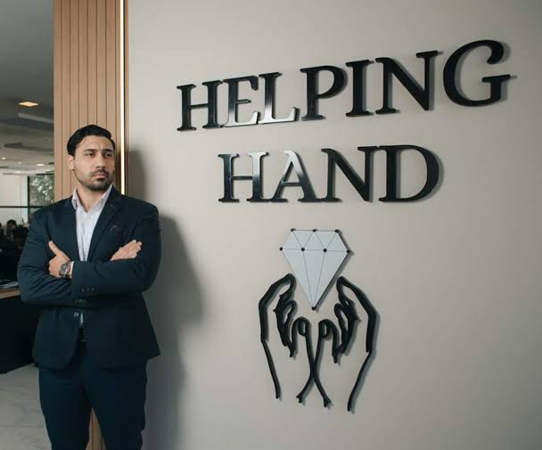 Helping Hand adota IA para achar compradores em M&A e diz ter reduzido de oito para três meses o prazo até as propostas