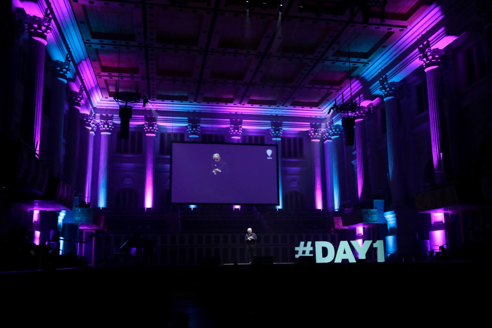 Endeavor traz o Day1 de volta após 7 anos para inspirar a próxima geração a empreender com ambição