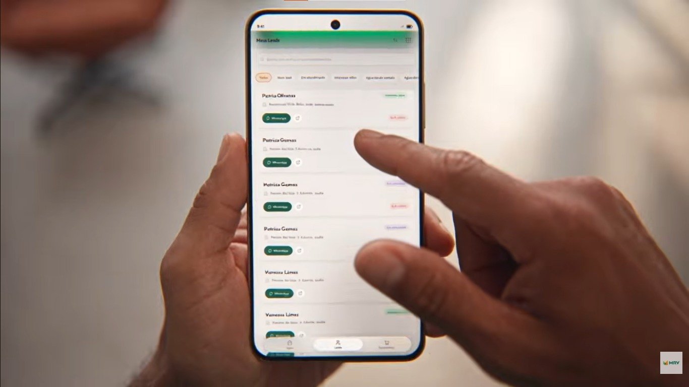 MRV integra Salesforce e WhatsApp em app que indica ao corretor a próxima ação para fechar a venda